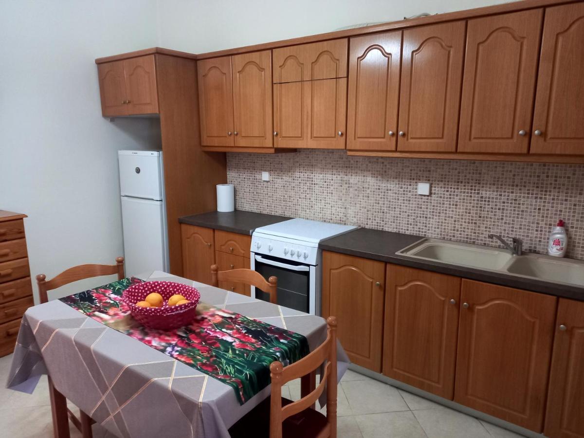 纳弗帕克托斯Pel House公寓 外观 照片